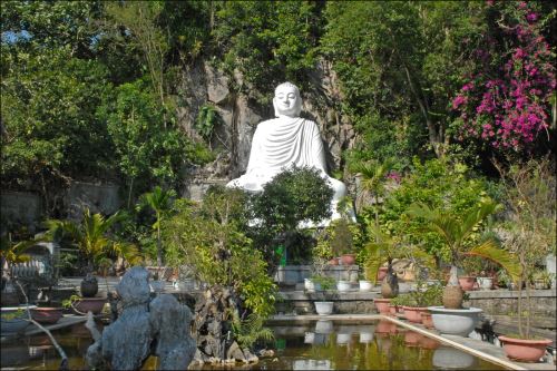 La_montagne_de_marbre_(Danang)