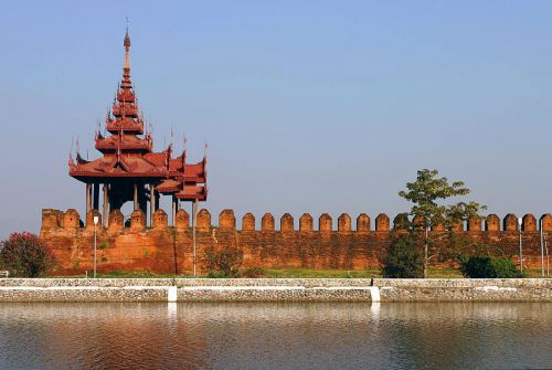 Mandalay_Fort_Wall