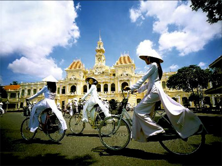 OVER SOUTH OF VIETNAM AND EXPLORE CAMBODIA