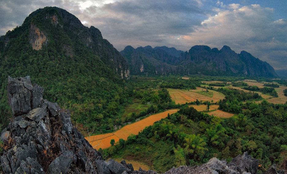 LUANG PRABANG – VANG VIENG – VIENTIANE