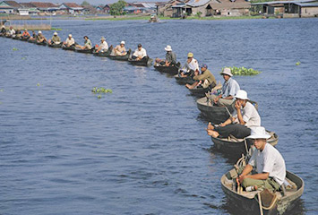 Local market and Floating village