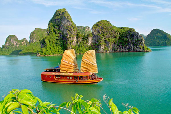 BIEN NGOC 9 CABINES – BAIE D'HA LONG 2 JOURS 1 NUIT